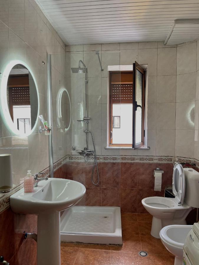Citycentreflat Tirana Buitenkant foto